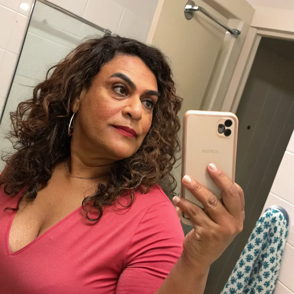 Ava
